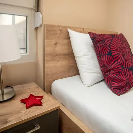 3 Bdr For 6 Center Close To National Museum Apartment