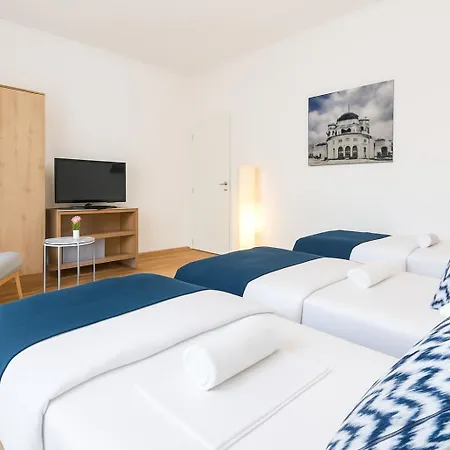 Apartmán 3 Bdr For 6 Center Close To National Museum